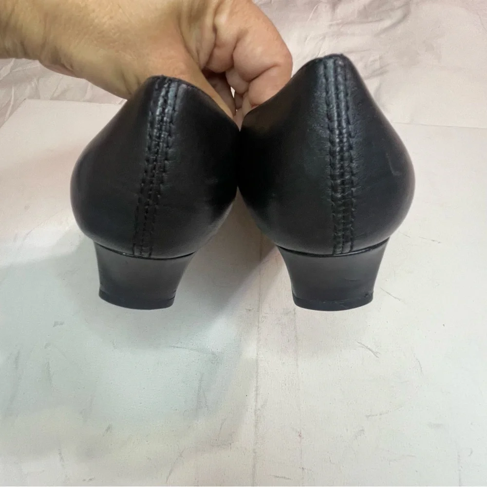 Trotters Doris‎ Block Kitten Heel Pumps   Shoes